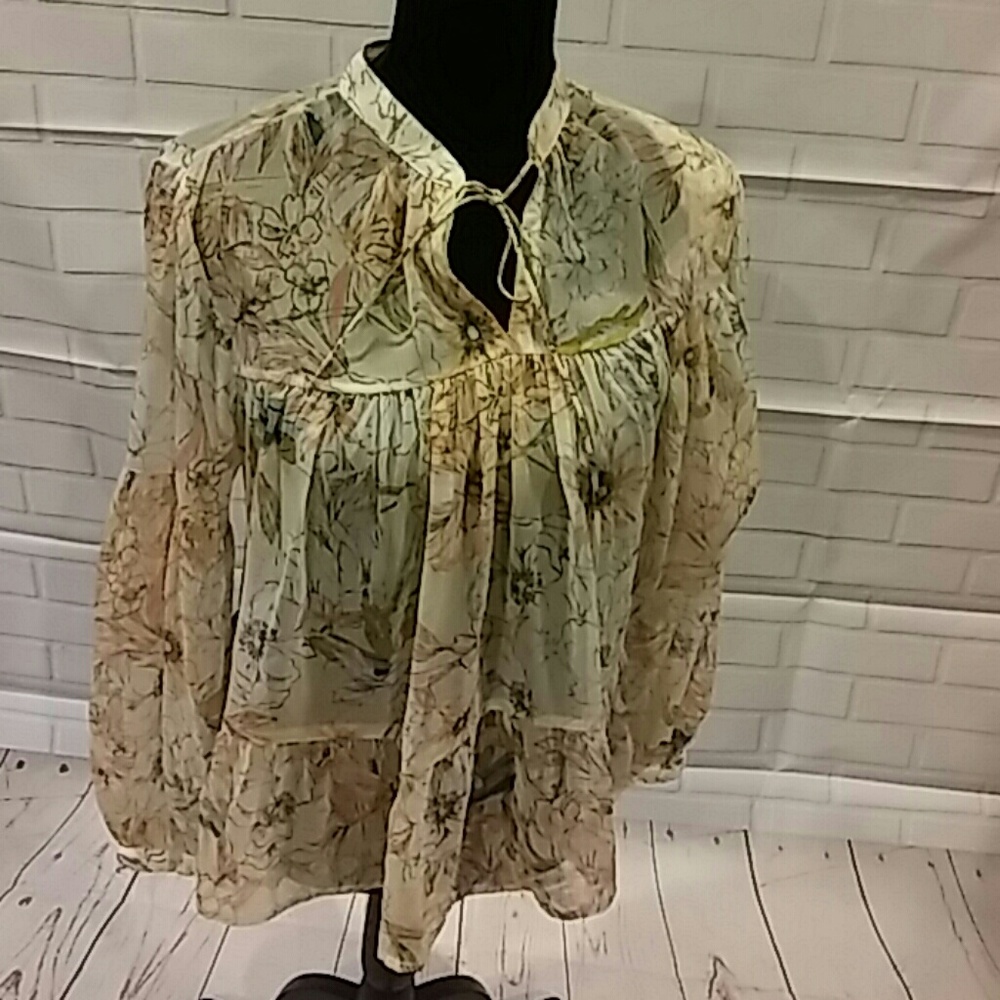 *LUCKY BRAND MEDIUM NWT BLOUSE FLORAL SHEER